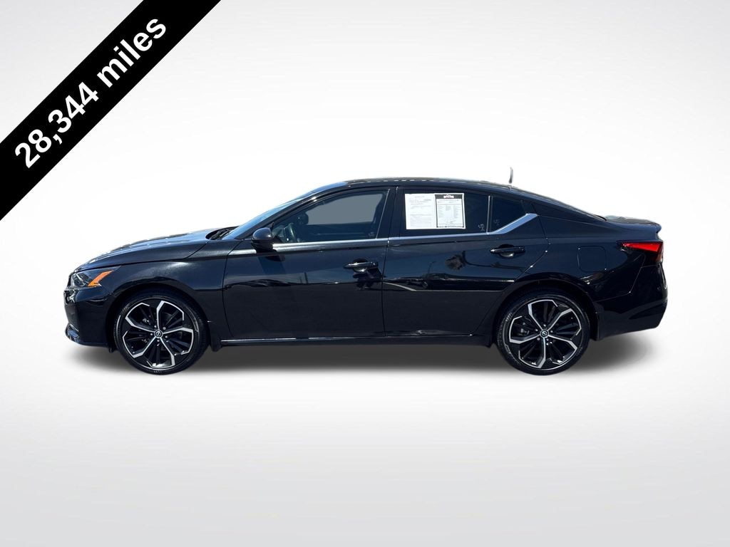 Used 2023 Nissan Altima 2.5 SR Sedan