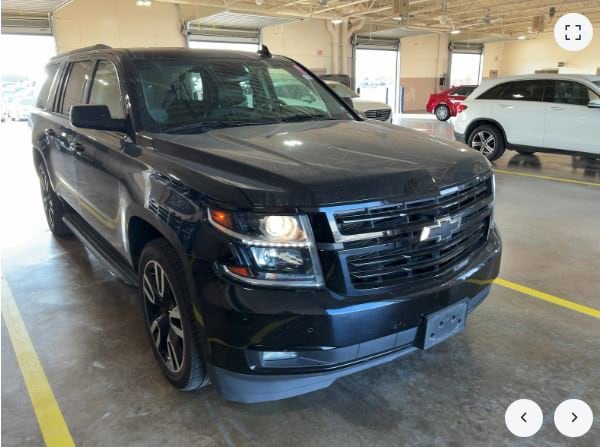 2018 Chevrolet Suburban LT's photo