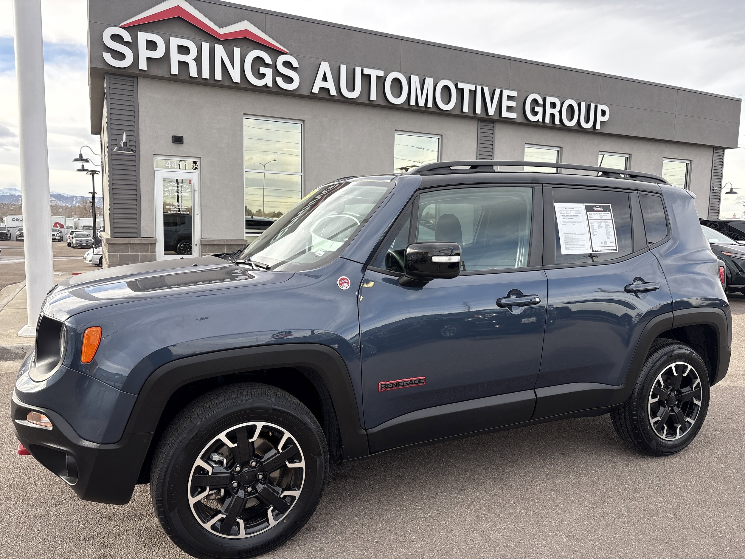 2023 Jeep Renegade Trailhawk's photo