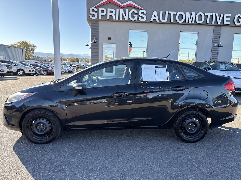 Used 2013 Ford Fiesta SE Sedan