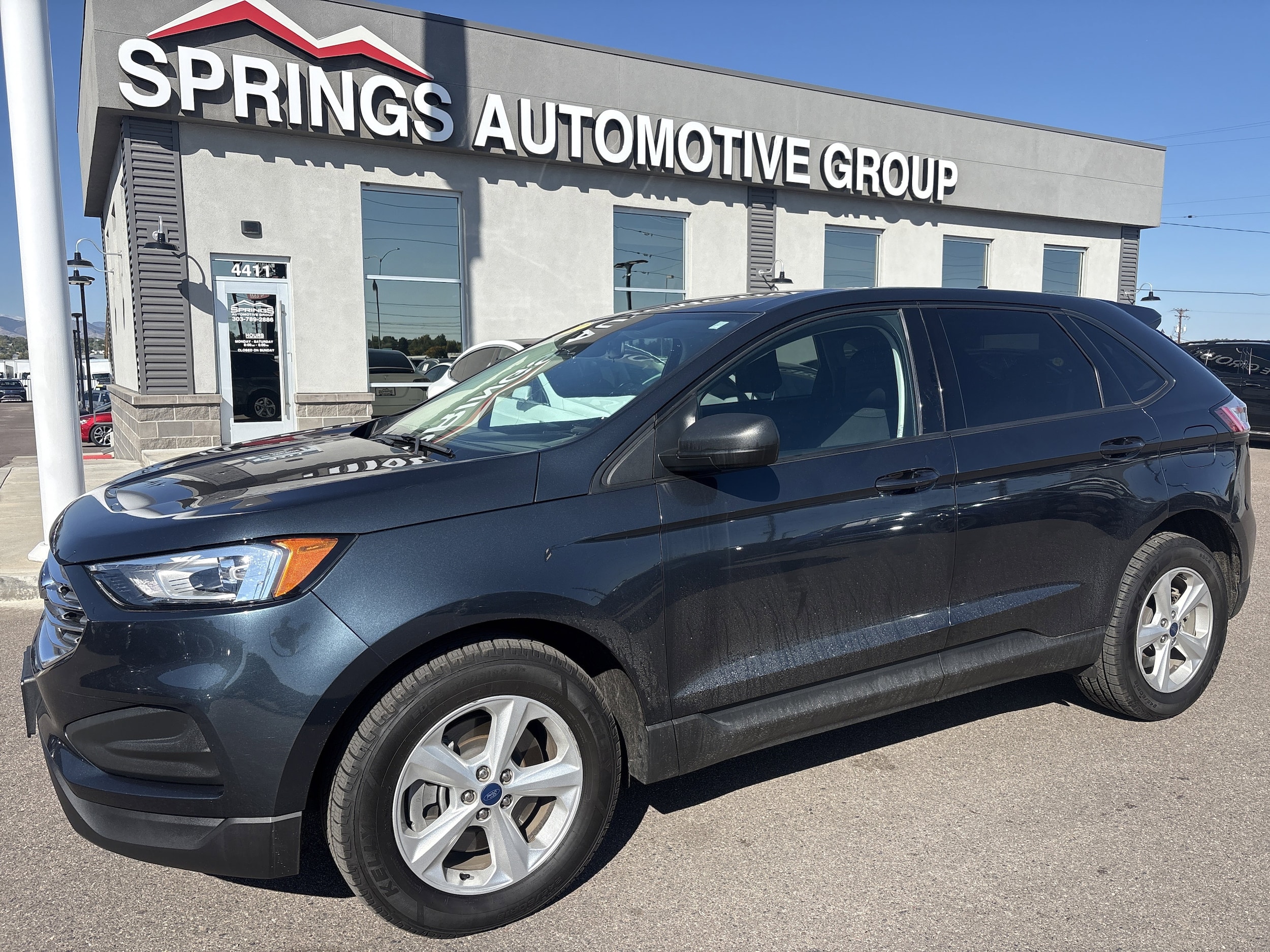 2022 Ford Edge SE's photo