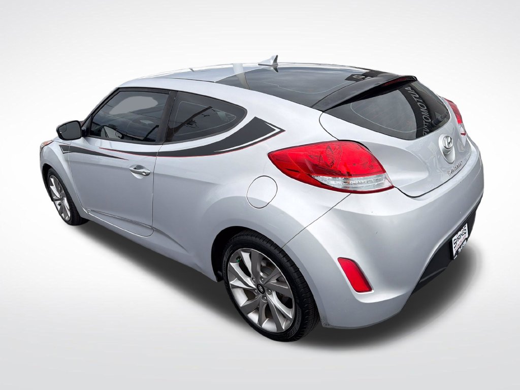 Used 2017 Hyundai Veloster Base Hatchback