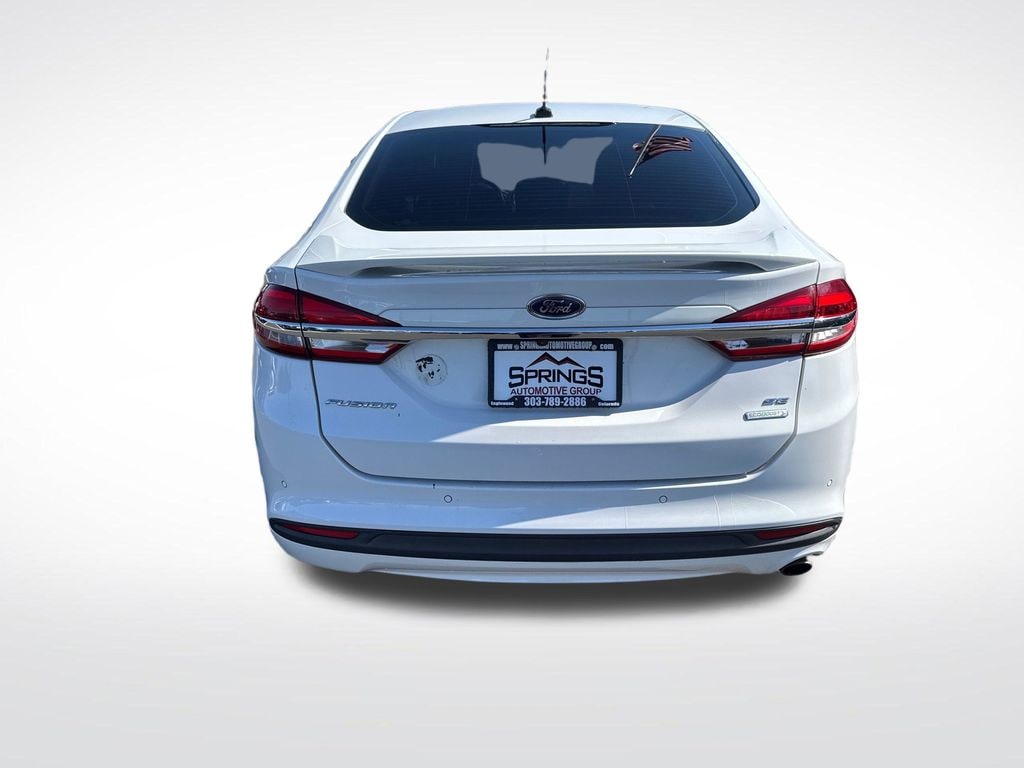 Used 2018 Ford Fusion SE Sedan