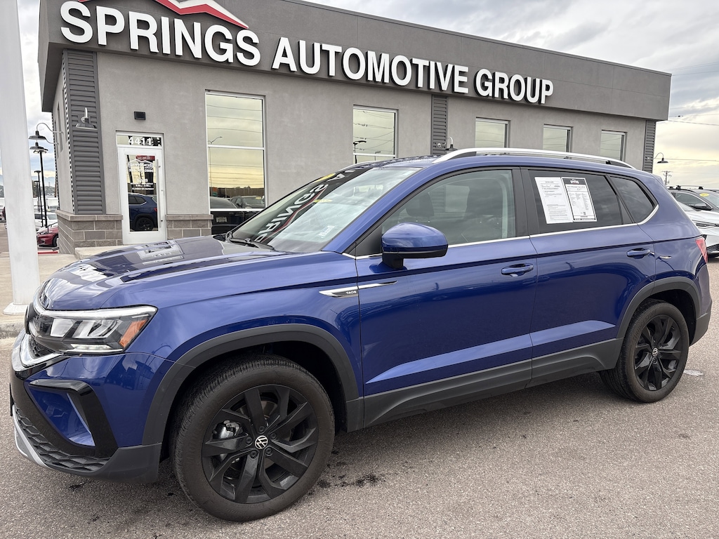 Used 2023 Volkswagen Taos 1.5T SE SUV