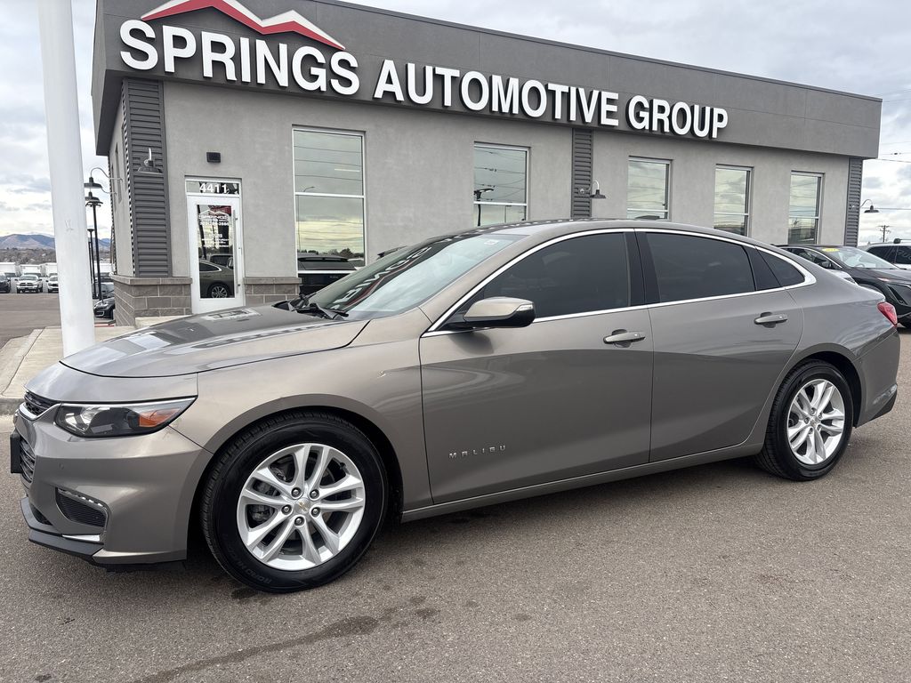 2017 Chevrolet Malibu 1LT's photo