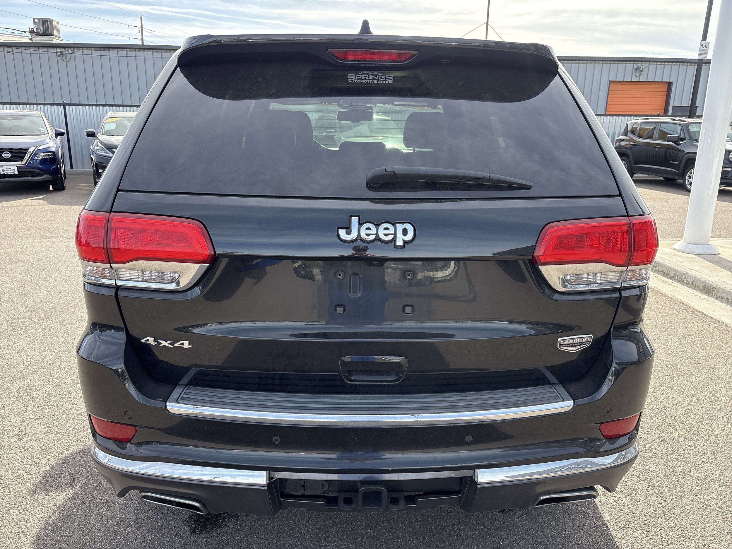 2014 Jeep Grand Cherokee Summit photo 3