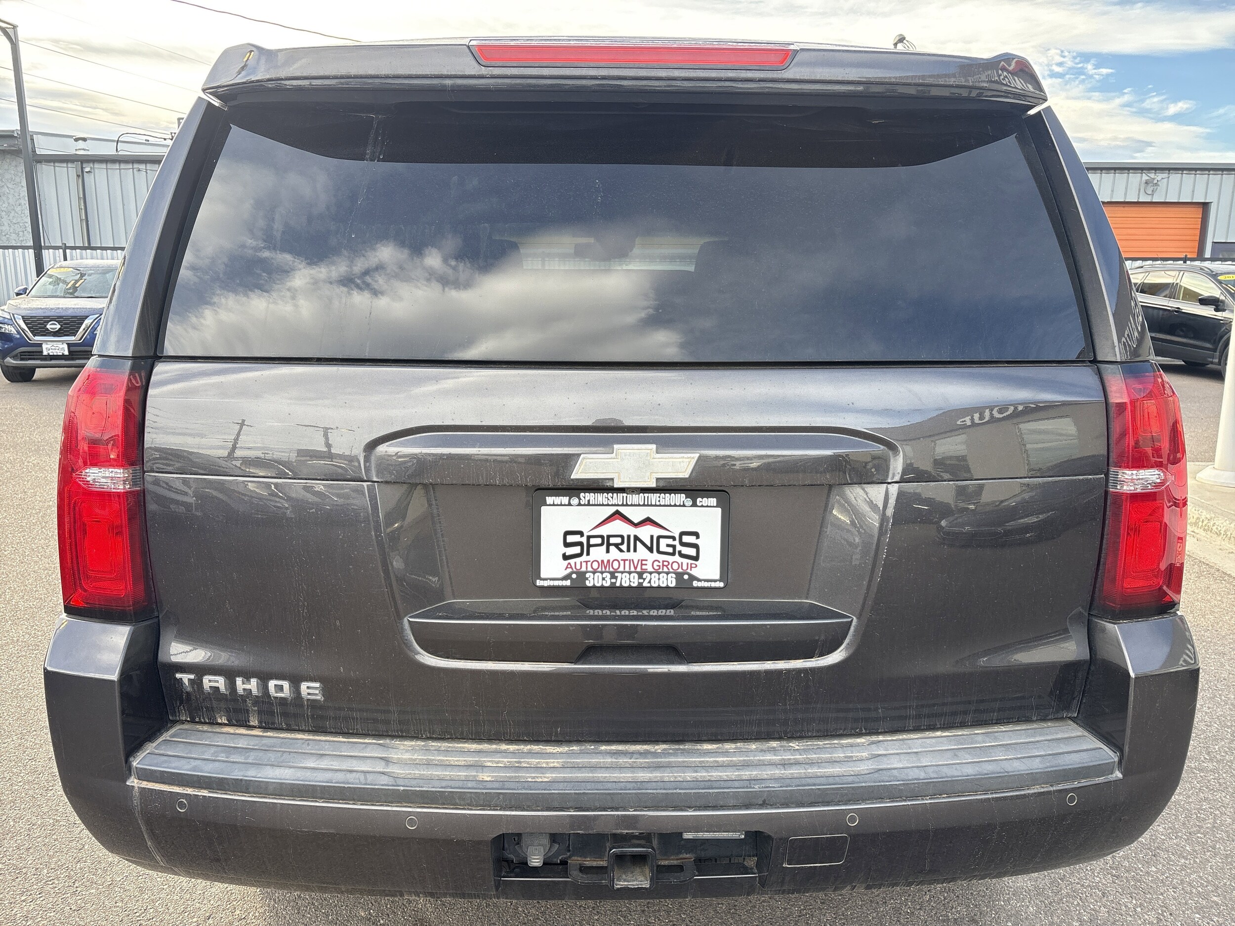 2018 Chevrolet Tahoe LT photo 3