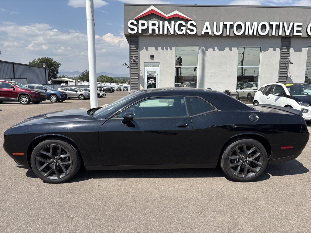 Used 2019 Dodge Challenger SXT Coupe