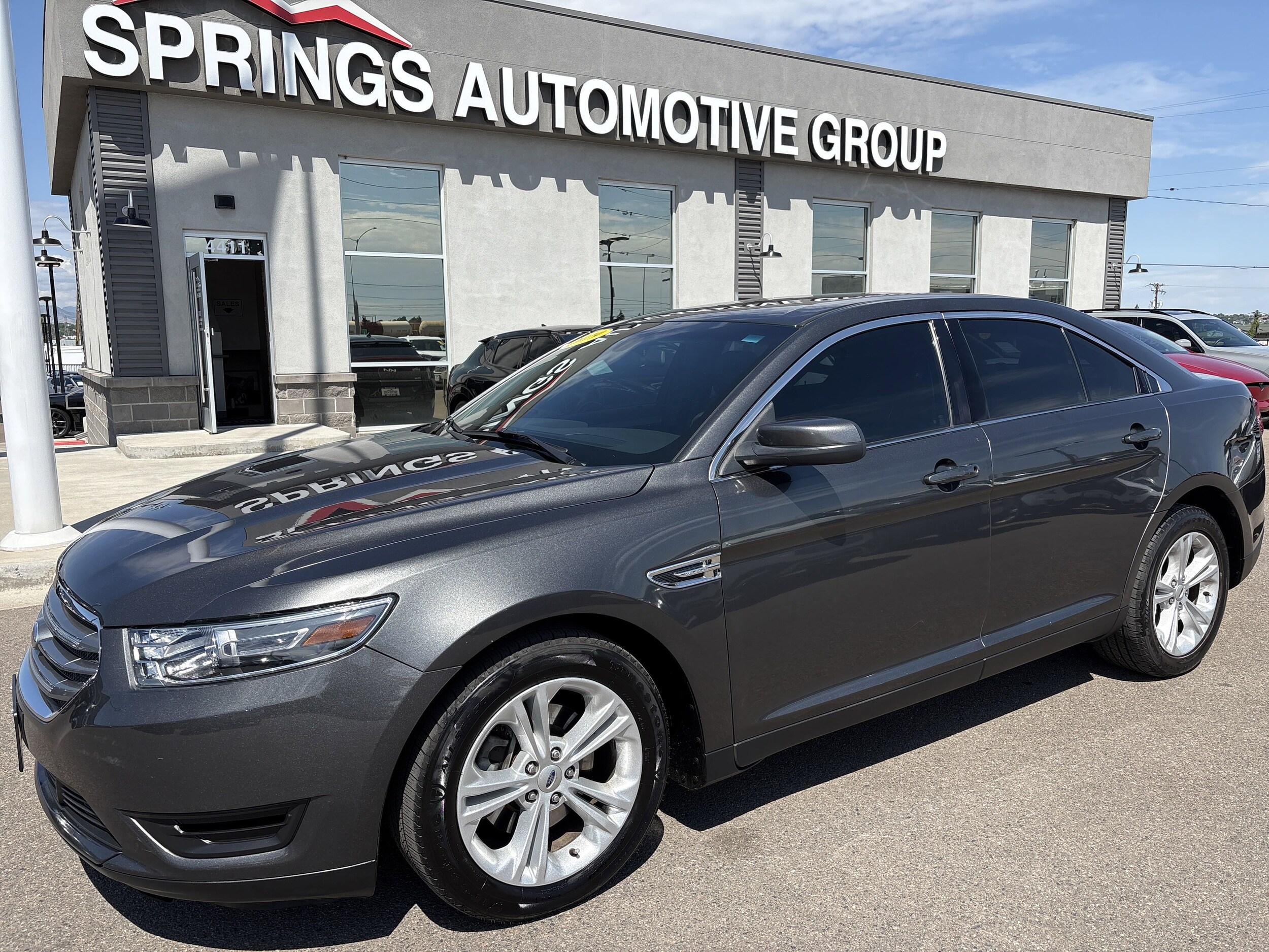 2019 Ford Taurus