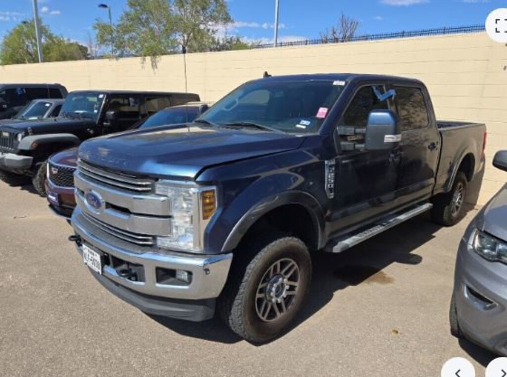 Used 2019 Ford F-250 Lariat Truck Crew Cab