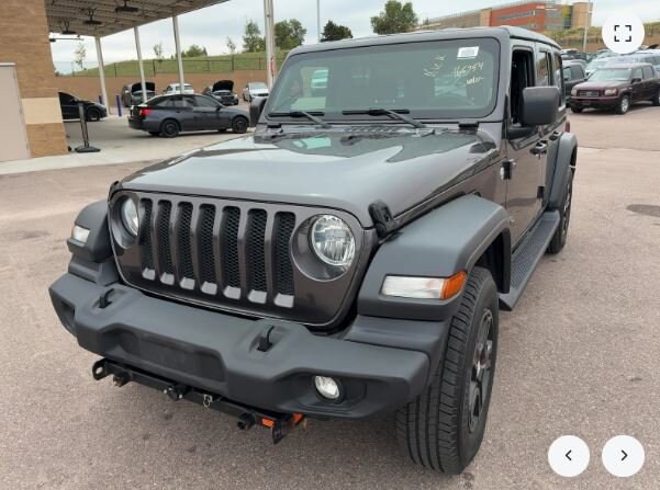 2019 Jeep Wrangler Unlimited Sport photo 2