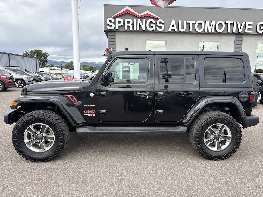 Used 2018 Jeep Wrangler Unlimited Sahara 4x4 SUV
