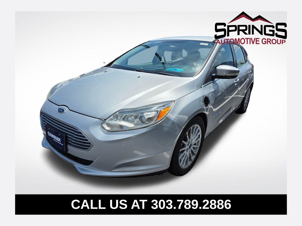 2016 Ford Focus 5 Door Hatch Electric's photo