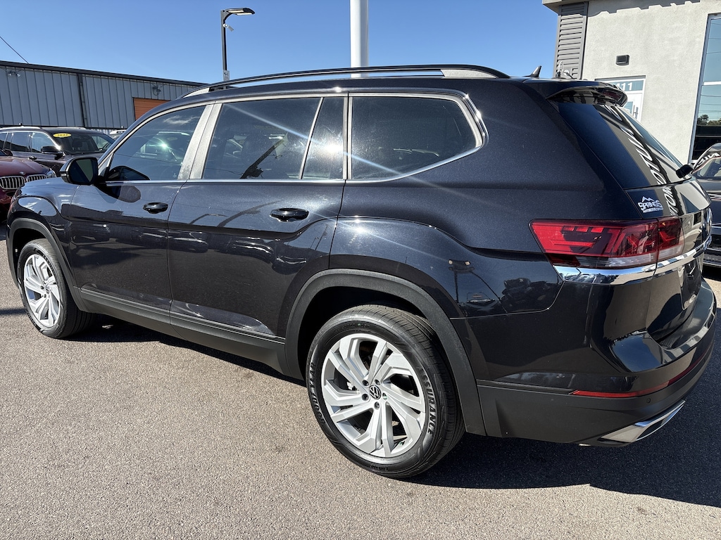 Used 2021 Volkswagen Atlas 3.6L V6 SE w/Technology 4MOTION SUV