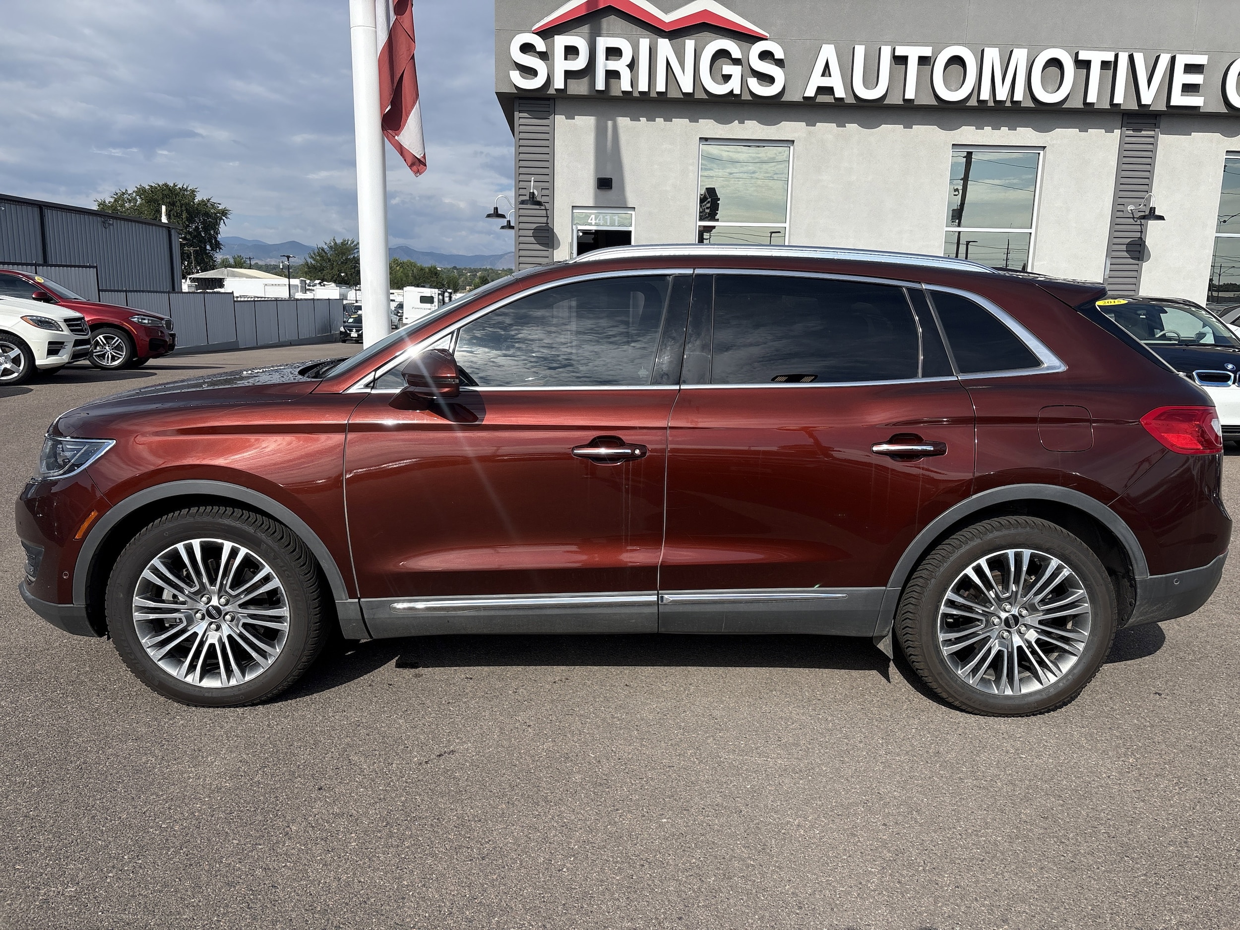 2016 Lincoln MKX Reserve photo 2