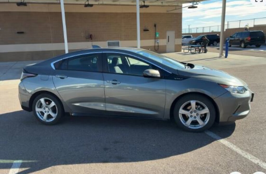 Used 2017 Chevrolet Volt LT