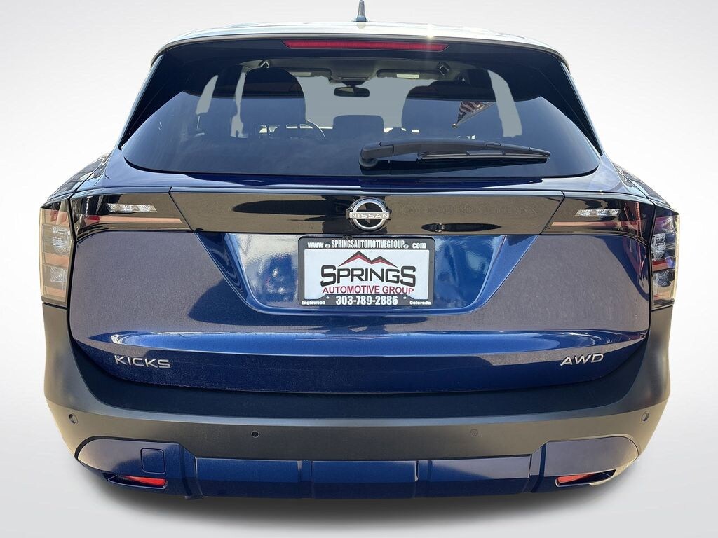 Used 2025 Nissan Kicks SV SUV