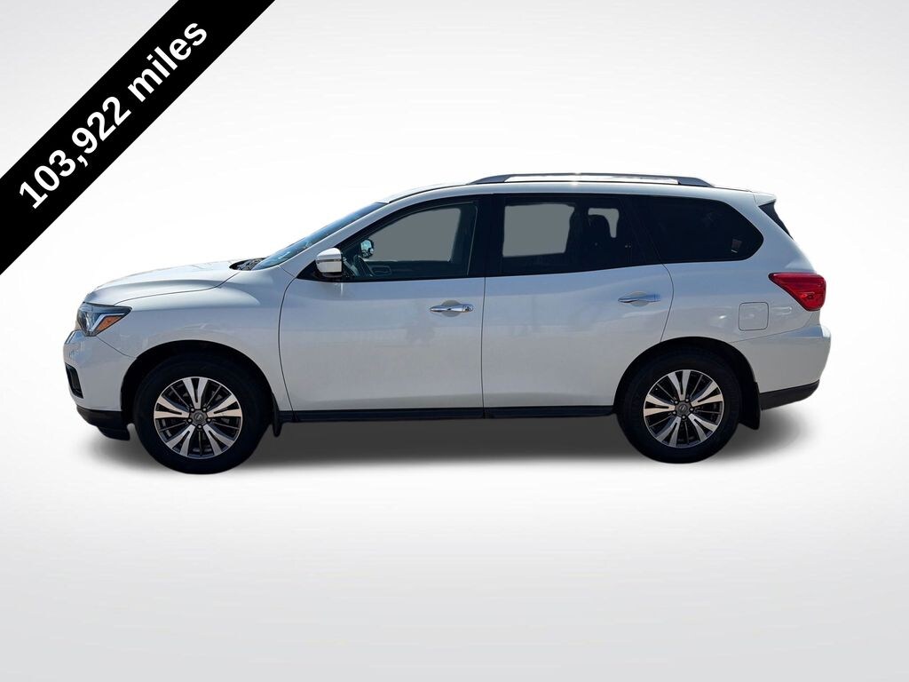 Used 2017 Nissan Pathfinder SV SUV