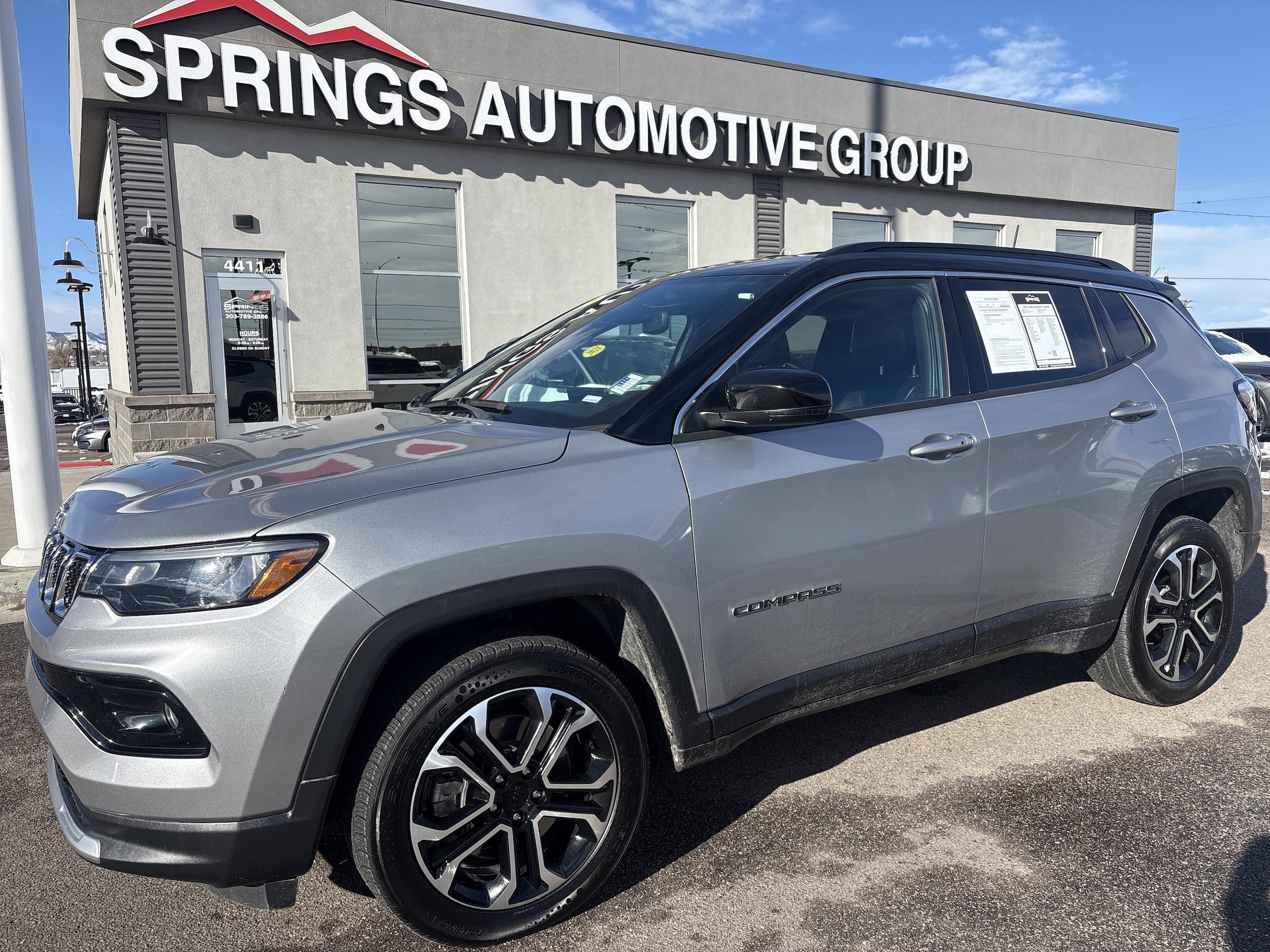 2023 Jeep Compass Limited's photo