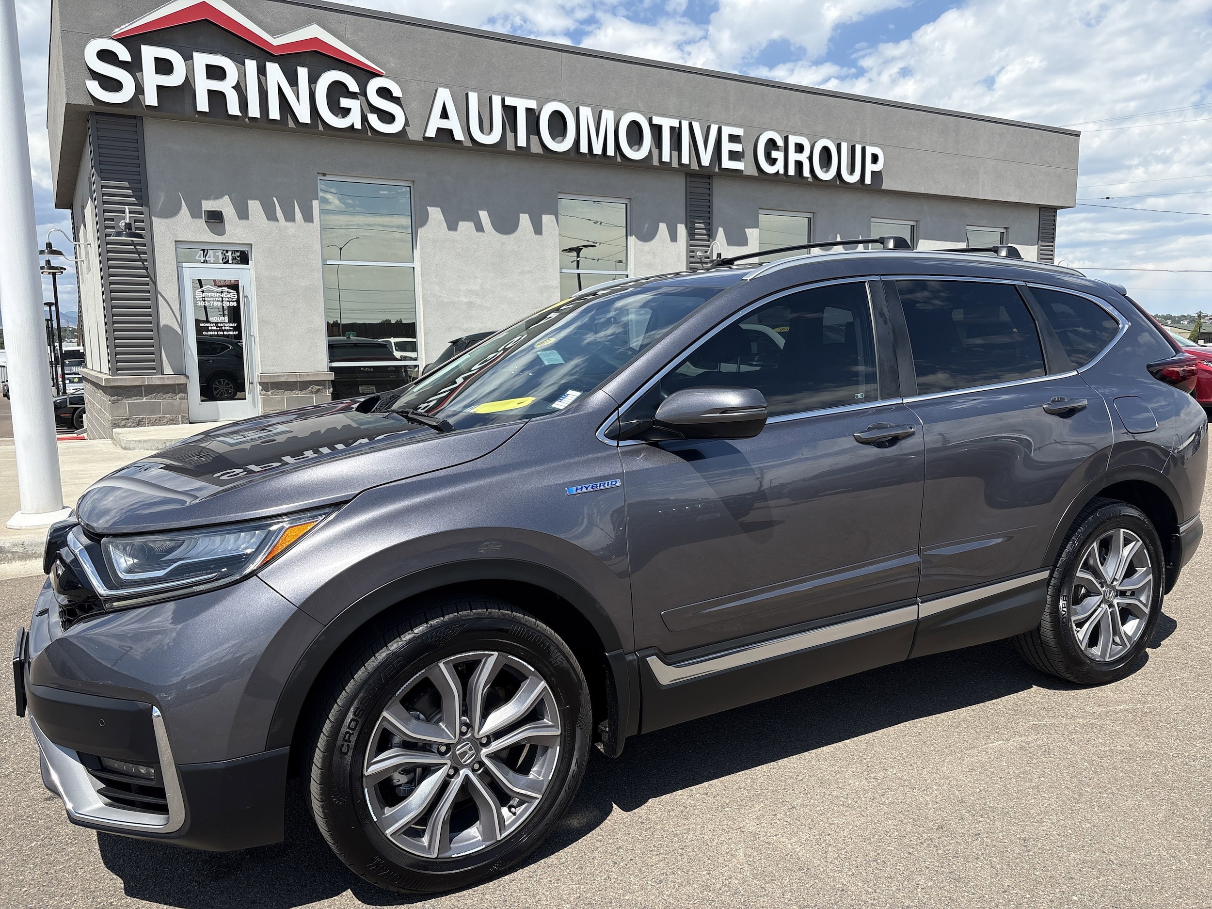 2022 Honda CR-V Touring's photo