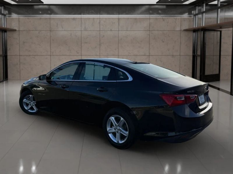 Used 2023 Chevrolet Malibu 1LT with VIN 1G1ZD5ST8PF168467 for sale in Hanford, CA