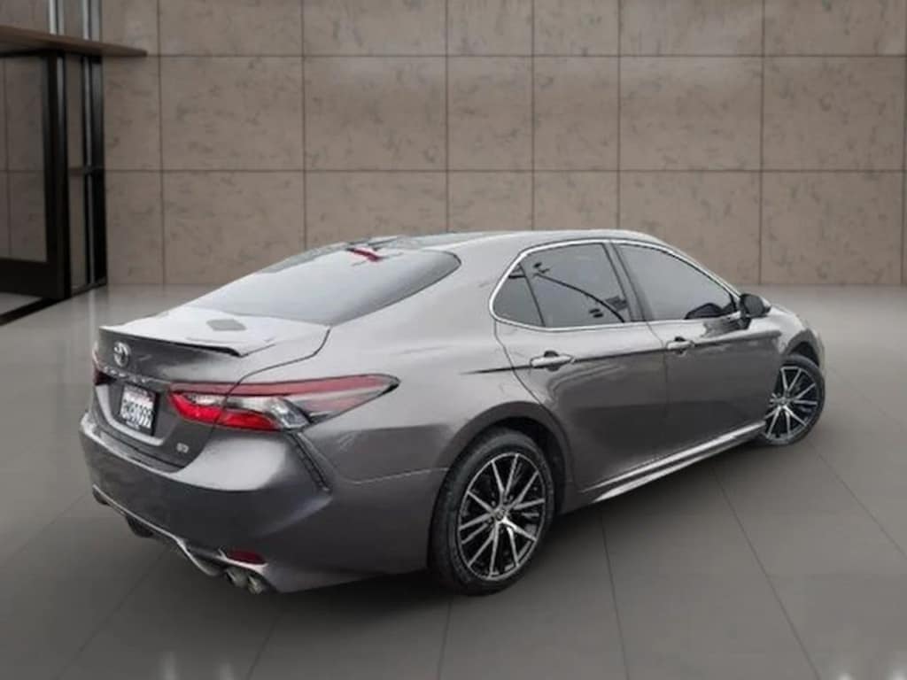 Used 2023 Toyota Camry SE Sedan