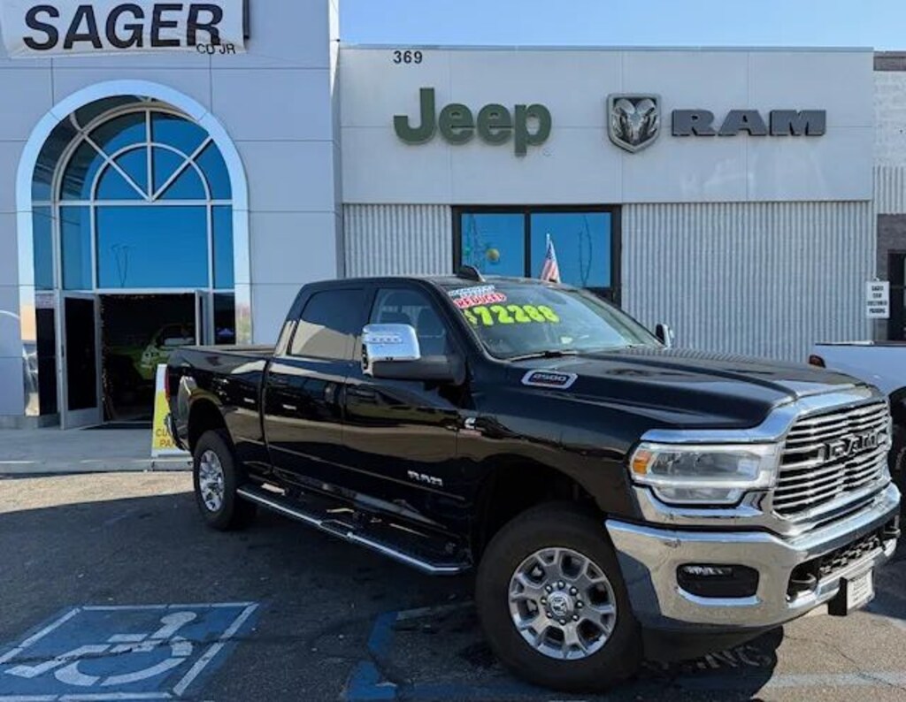 New 2024 Ram 2500 LARAMIE CREW CAB 4X4 6'4 BOX Pickup