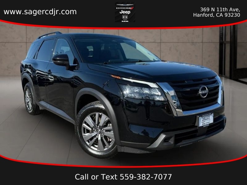 2024 Nissan Pathfinder SV 4WD's photo