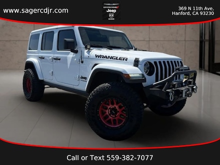 2020 Jeep Wrangler Unlimited Sahara SUV