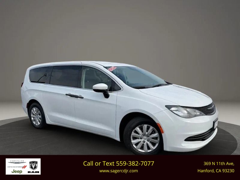 2020 Chrysler Voyager L