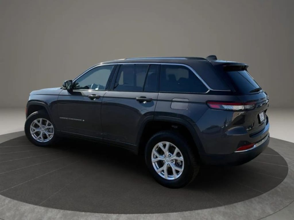 Used 2023 Jeep Grand Cherokee Limited SUV