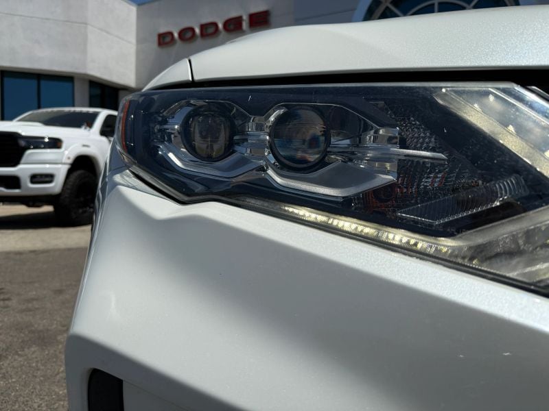 Used 2019 Nissan Rogue SL with VIN 5N1AT2MV0KC763792 for sale in Hanford, CA