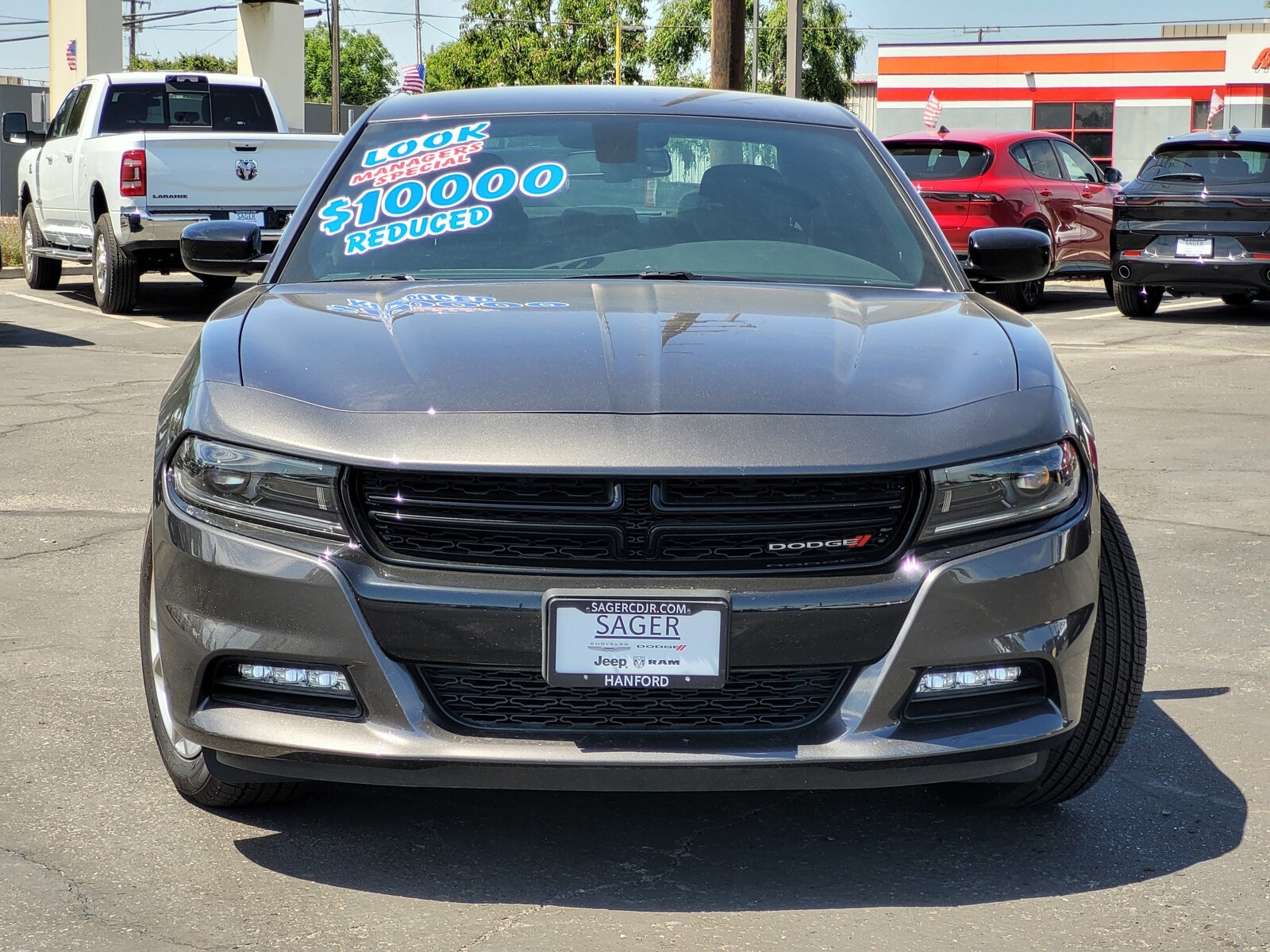 2023 Dodge Charger SXT AWD photo 2