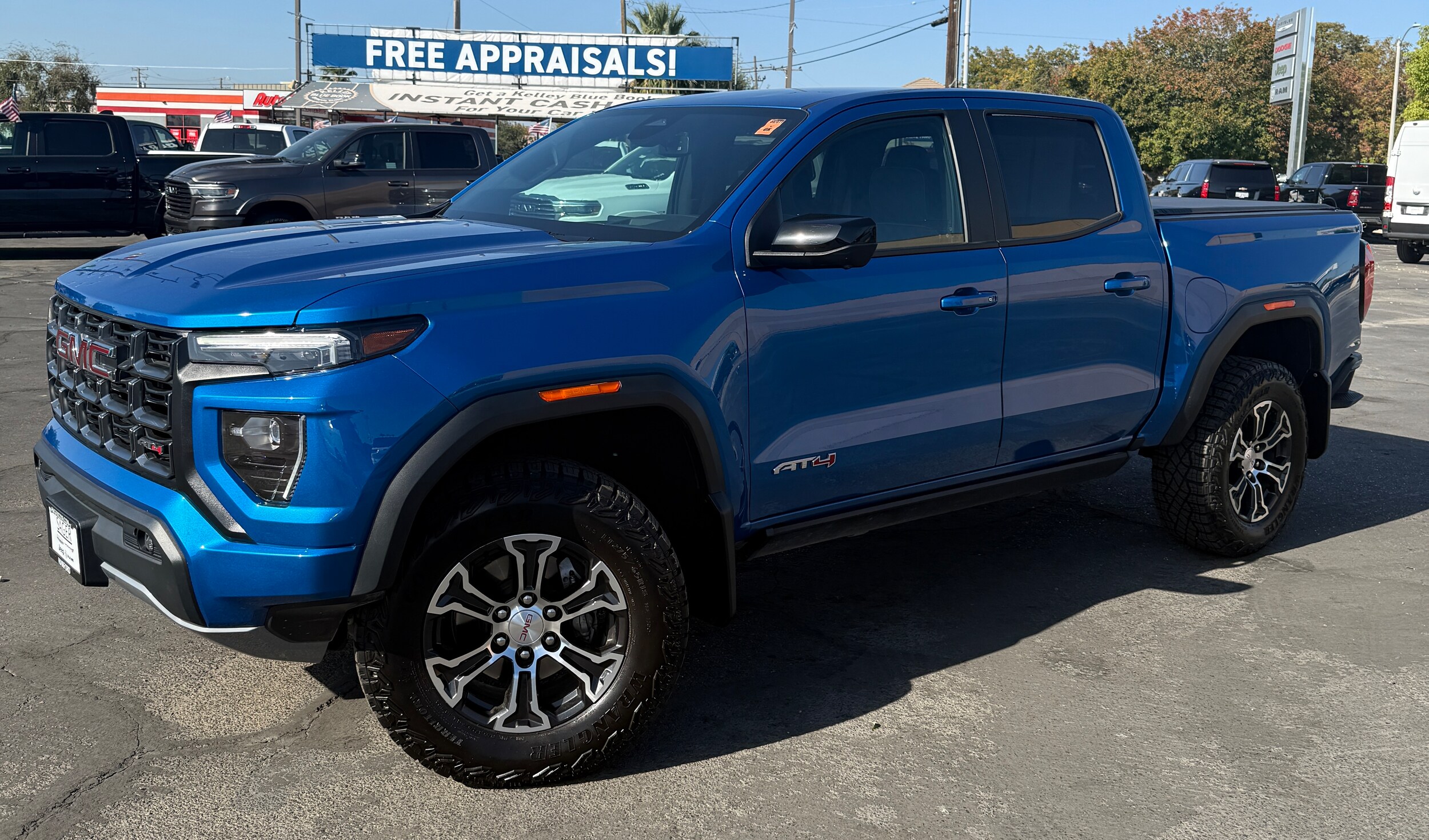 2023 Gmc Canyon AT4 photo 3