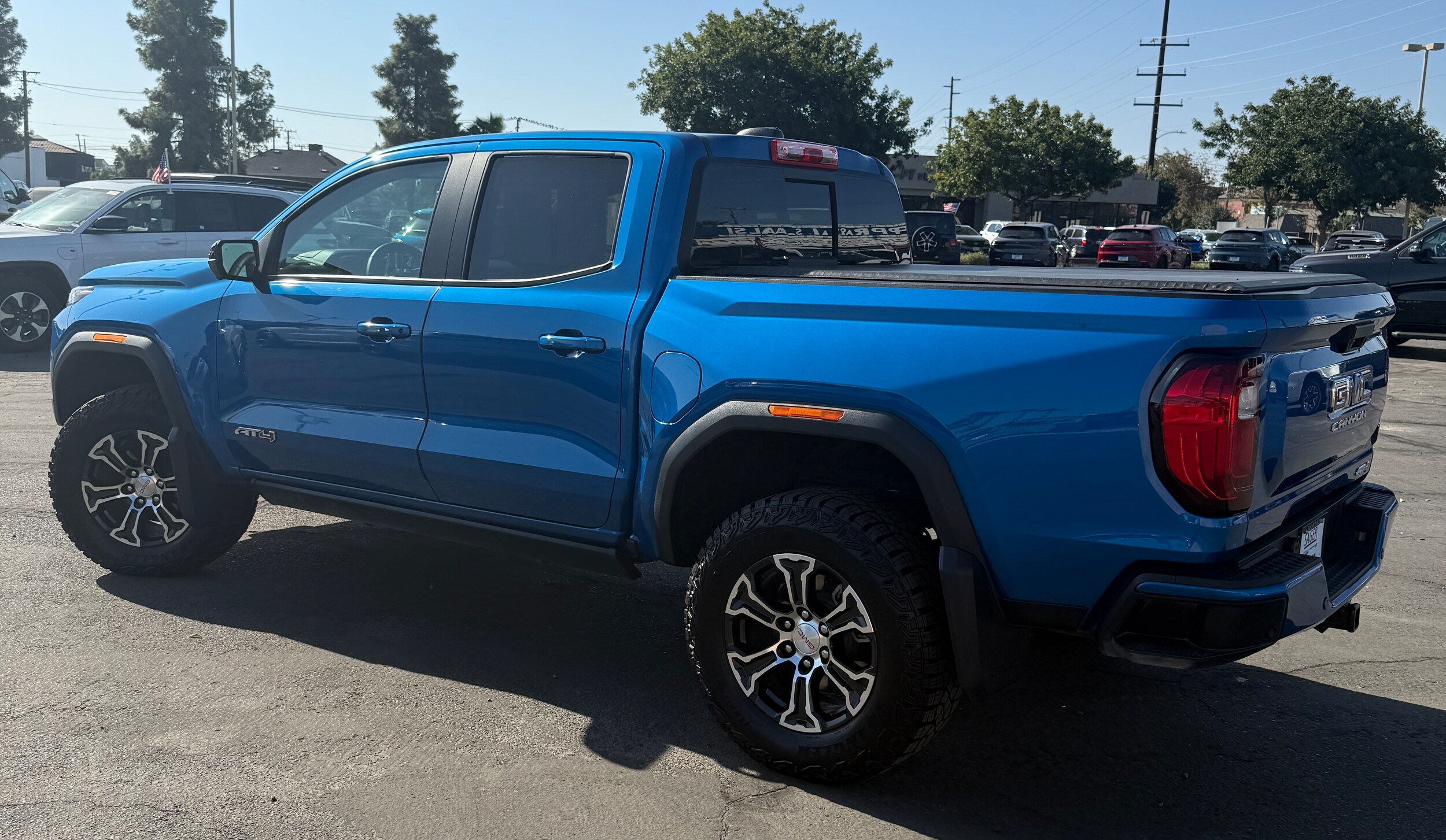 2023 Gmc Canyon AT4 photo 2