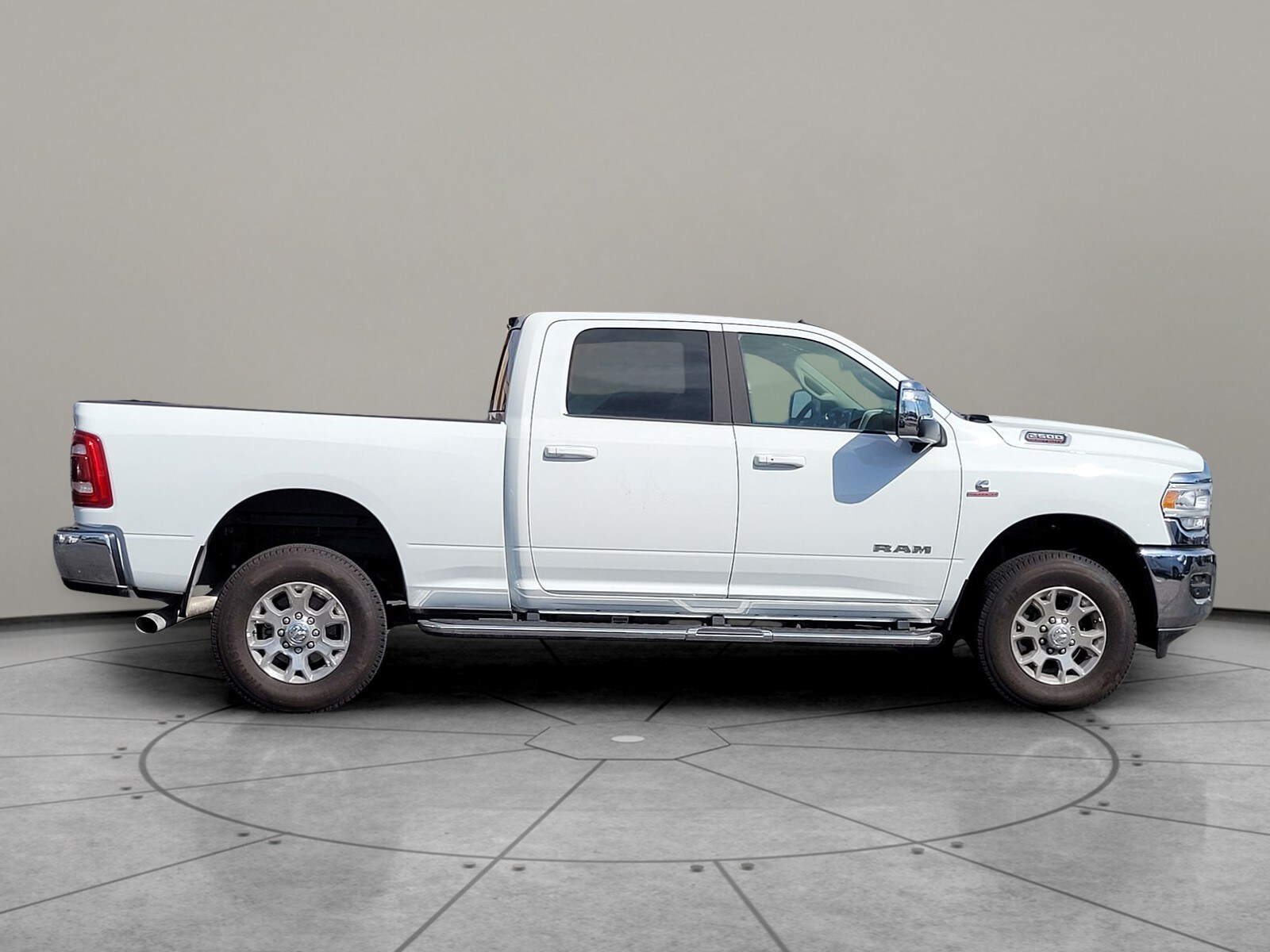 2024 Ram 2500 Laramie photo 3