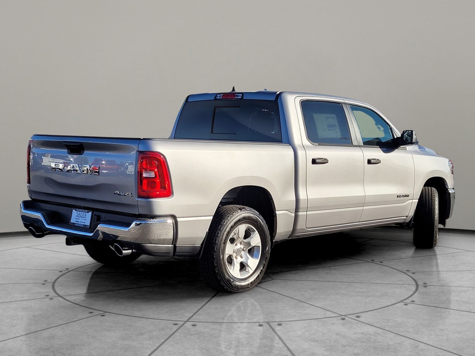 2026 Ram 1500 Tradesman photo 4