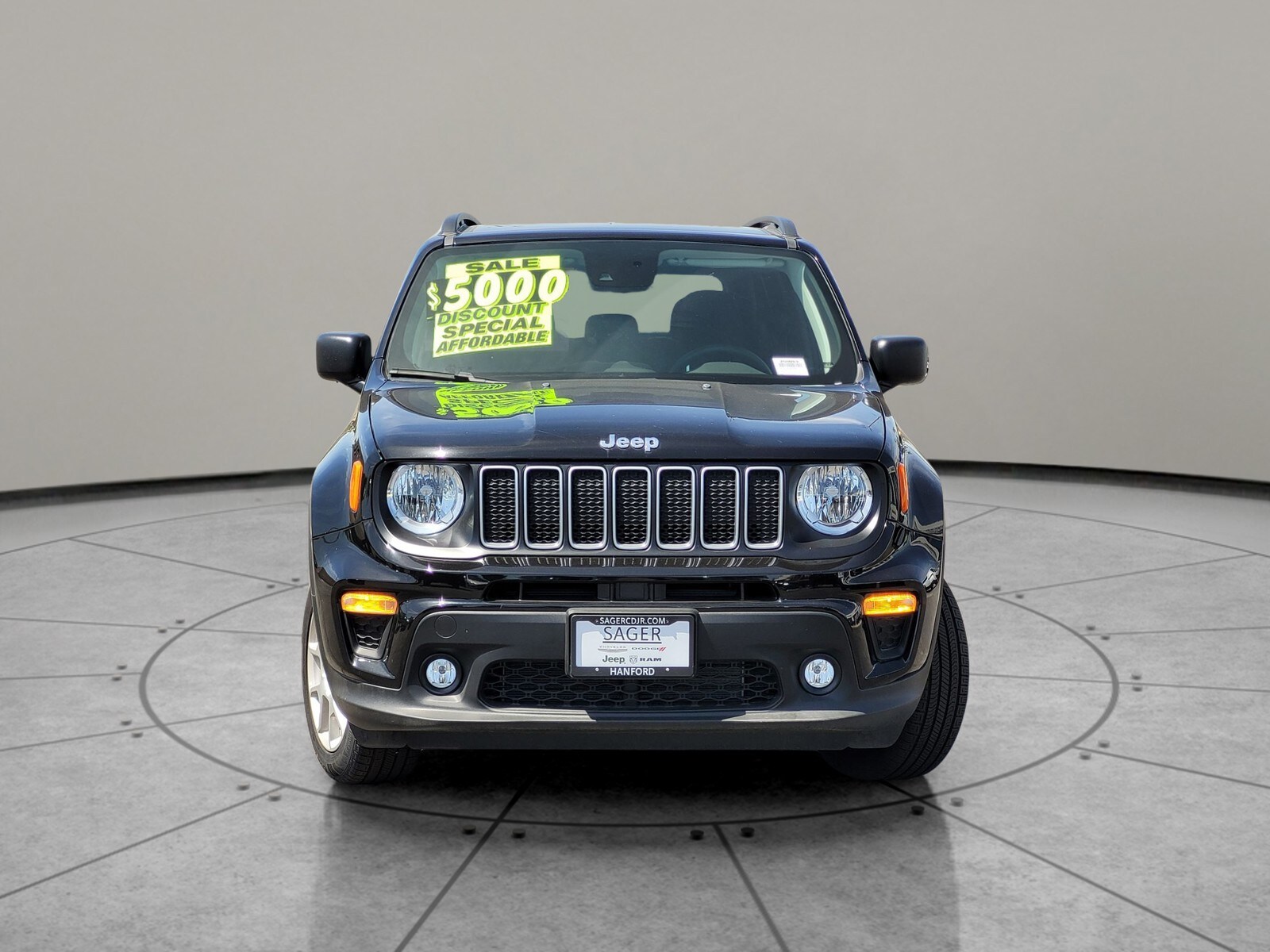 2023 Jeep Renegade Latitude photo 2