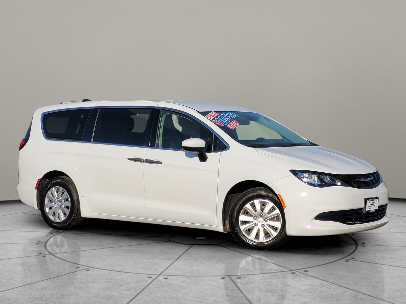 2020 Chrysler Voyager