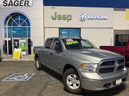 2023 Ram 1500 Classic TRADESMAN CREW CAB 4X4 5'7 BOX Pickup