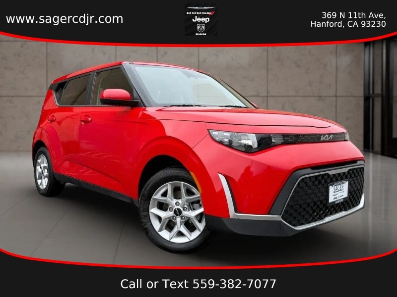 2025 Kia Soul 2.0L LX IVT's photo