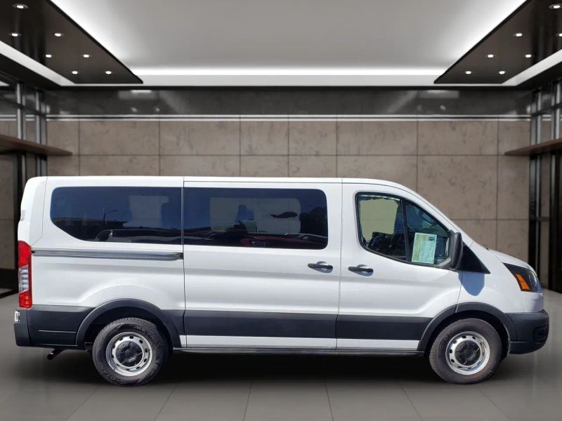 2020 Ford Transit Passenger Van XL - Photo 10