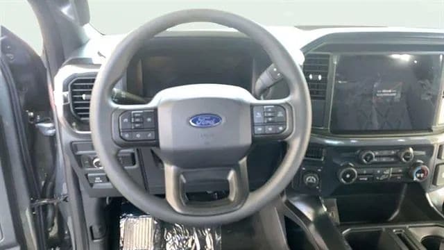 2025 Ford F-150 STX - Photo 33