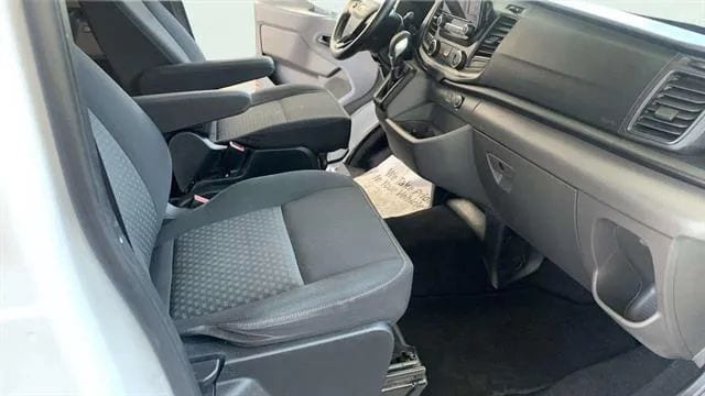 2020 Ford Transit Passenger Van XL - Photo 38