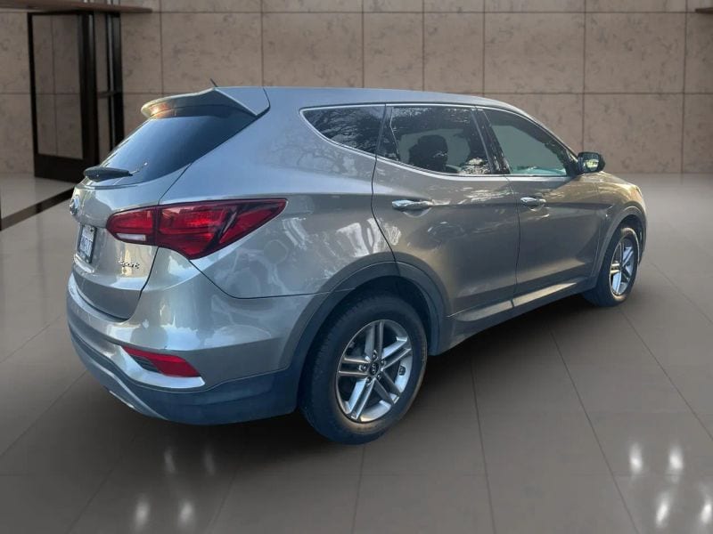 2018 Hyundai Santa Fe Sport photo 2