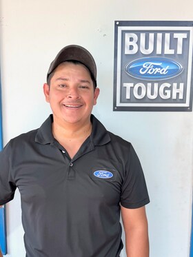 Staff member Leonardo Guerreo from ID_5e7479