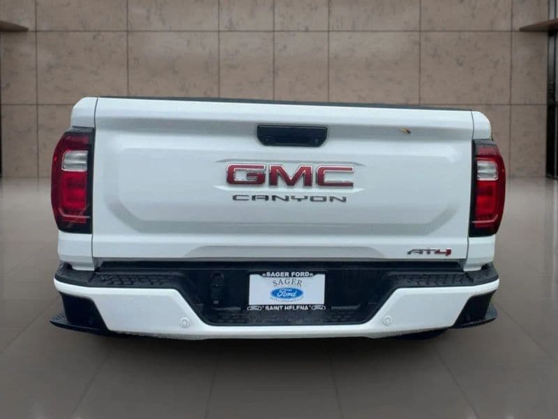 2024 Gmc Canyon AT4 photo 4