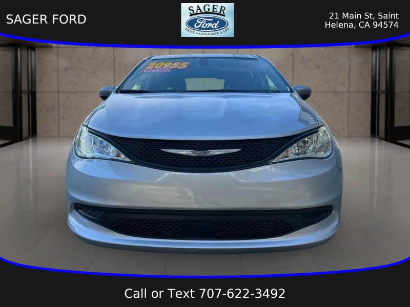 2022 Chrysler Voyager Voyager LX Van 4D's photo