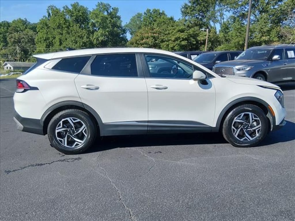 Certified 2023 Kia Sportage LX SUV