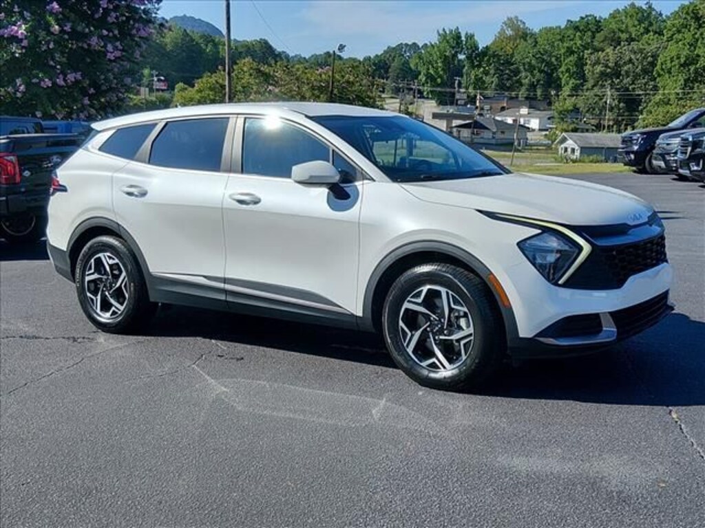 Certified 2023 Kia Sportage LX SUV
